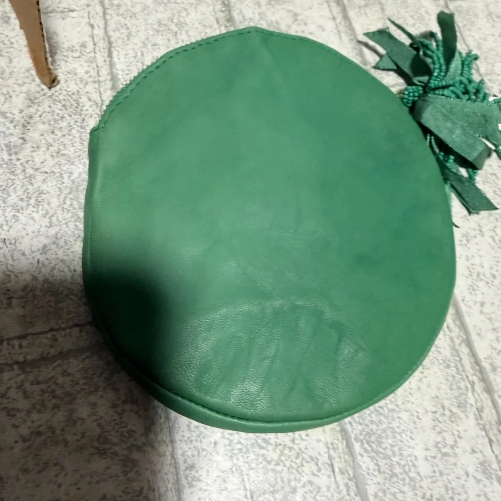 Anthropologie Green Floral Sequin Pouch B new - Picture 3 of 5